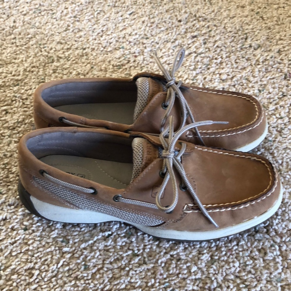 Sperry Boat Shoes NWT